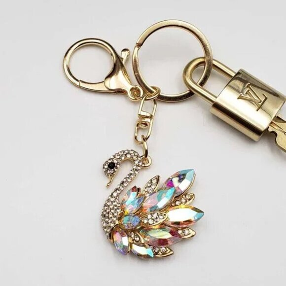 100% Auth Louis Vuitton Lock & Key with unbranded Bagcharm, Keycharm, Keychain - Picture 6 of 7